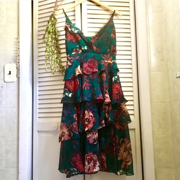 {ALI & JAY} Dark Green Tiered Ruffle Floral Dress - Picture 8 of 8